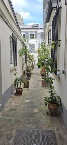 Rue du Faubourg Saint-Antoine, Paris