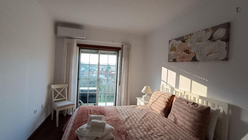 Welcoming 2 Bedroom Apartment in Lousã