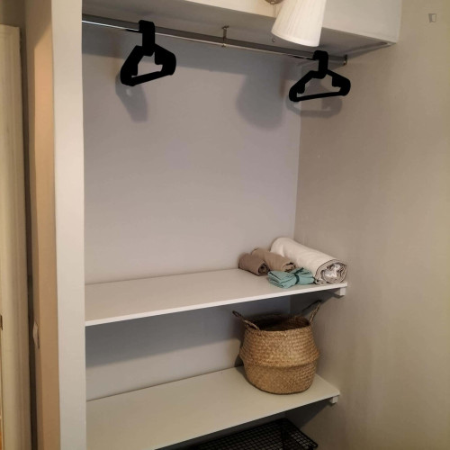 Room in Calle Maestro Marqués, Alicante (Alacant) with 4 bedrooms - Gallery - 8