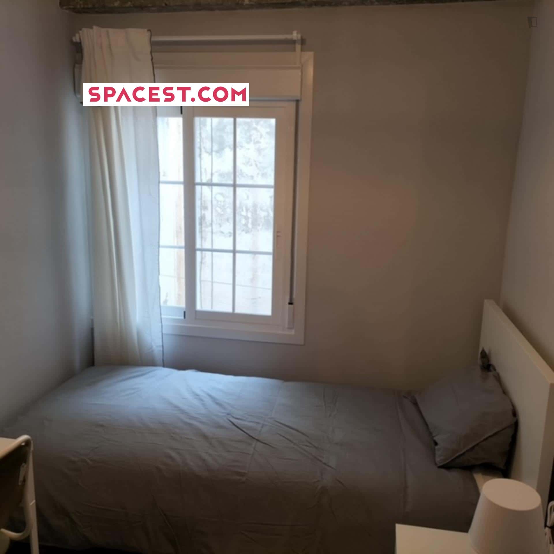 Room In Calle Maestro Marqués, Alicante (Alacant) With 4 Bedrooms - 1