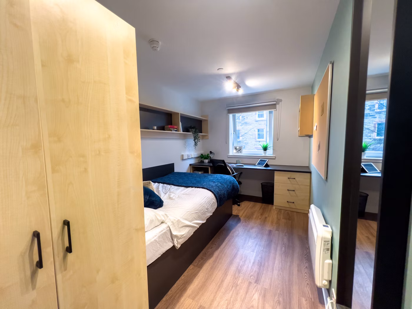 En-Suite Bronze - 3