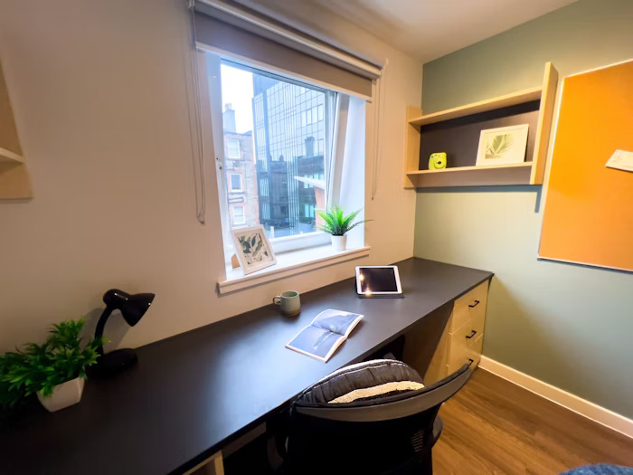  En-Suite Gold  -  Portsburgh Court Roost  - Gallery -  3