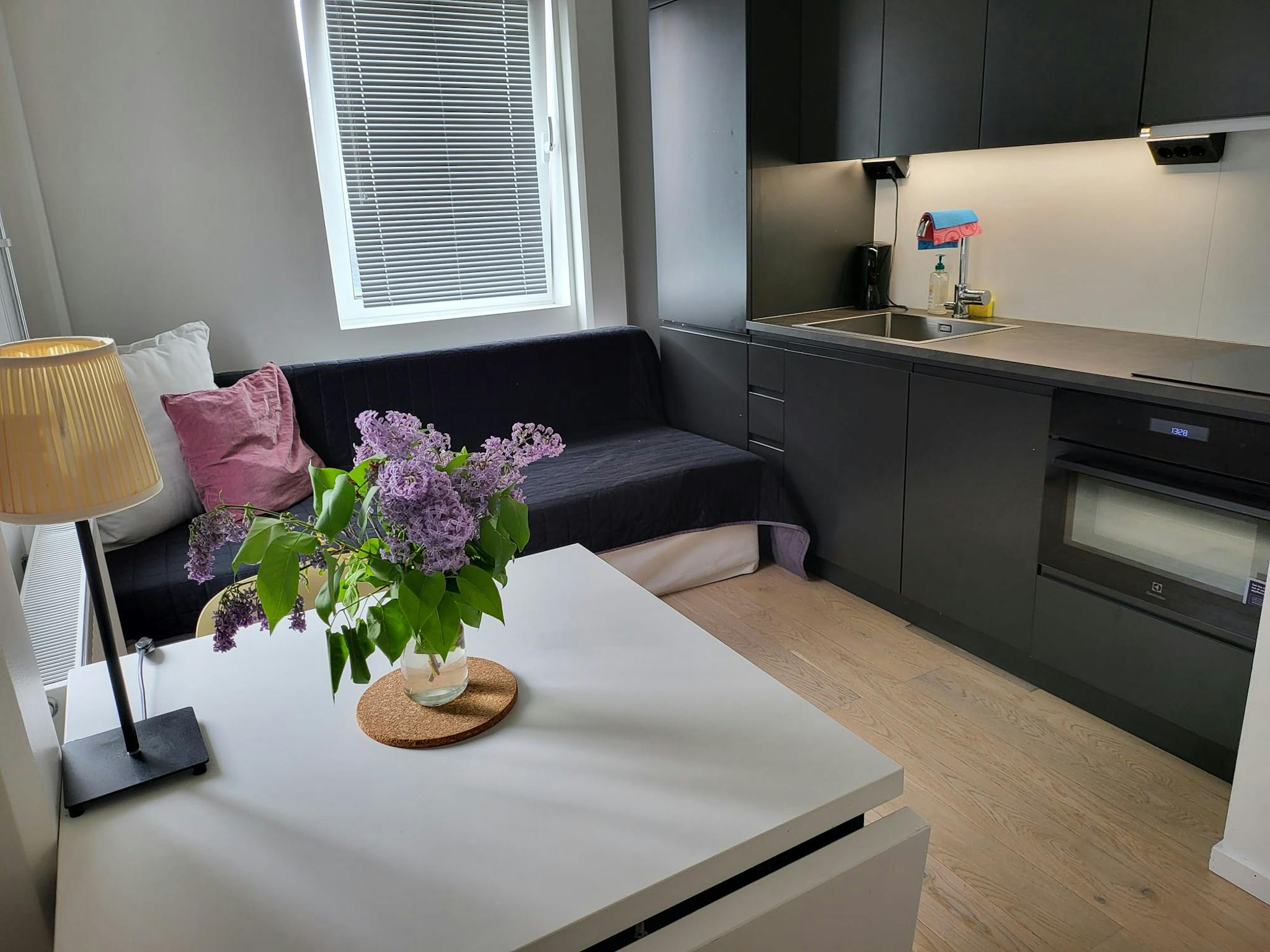 Entire Place - Tellusvägen, Sollentuna - Gallery - 1