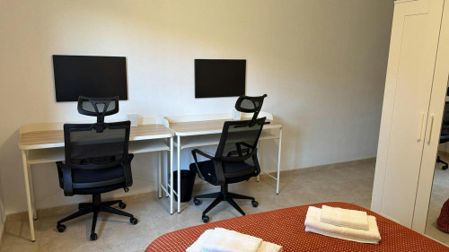 Avinguda de Can Picanyol, Sant Cugat del Vallès  - Gallery -  5
