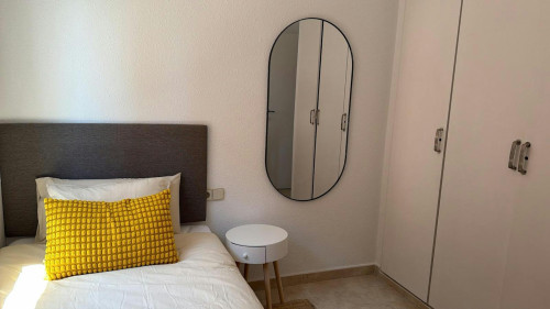 Avinguda de Can Picanyol, Sant Cugat del Vallès  - Gallery -  5