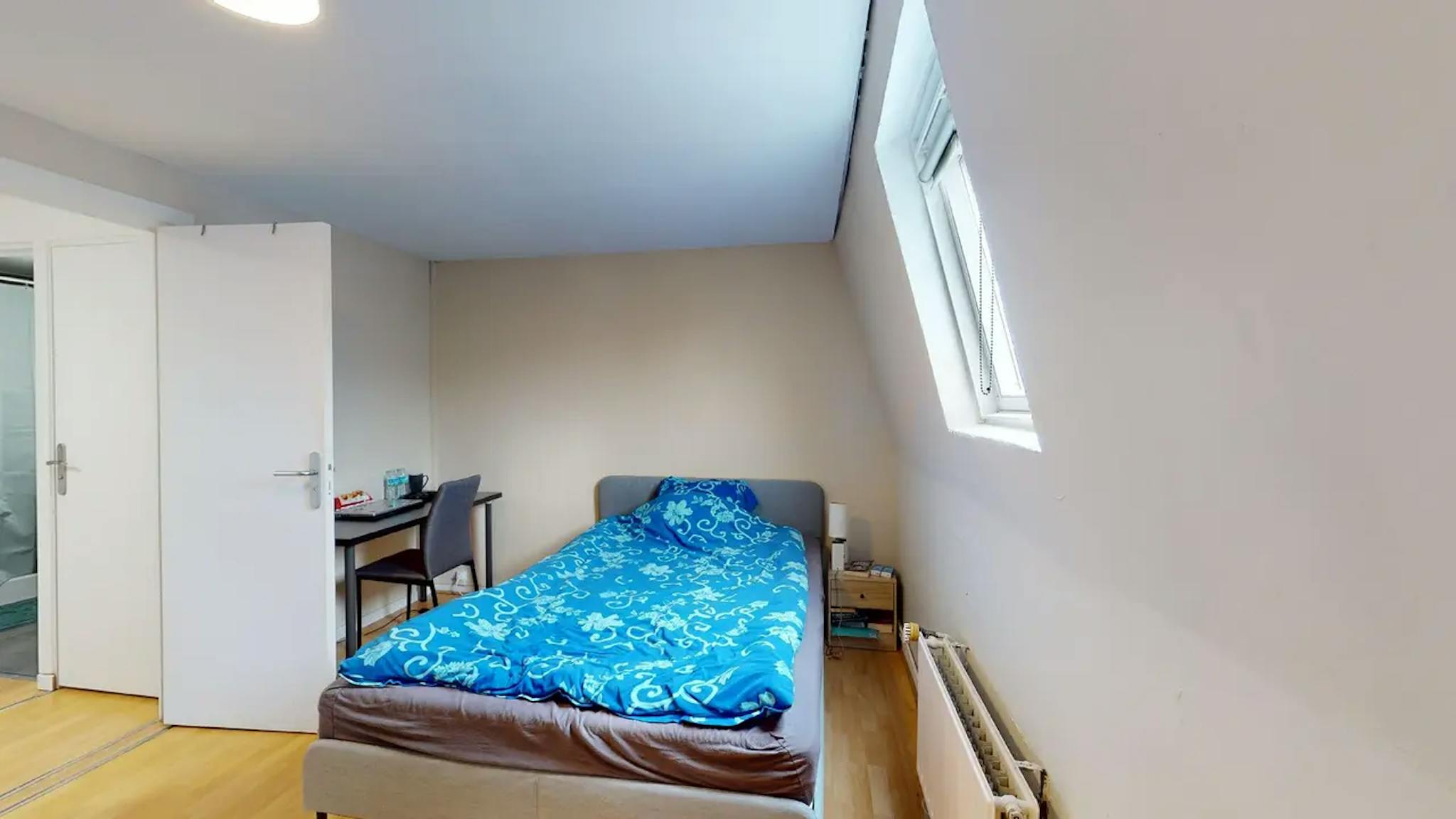 Private Room - 1
