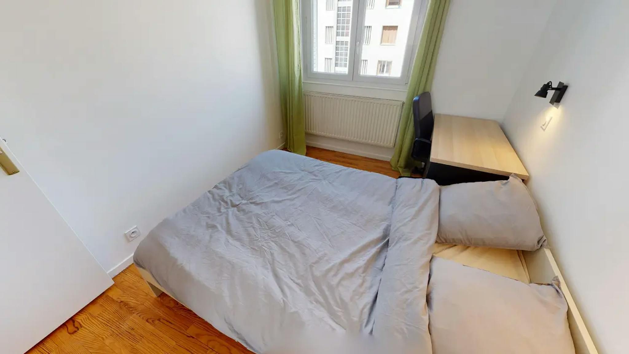 Private Room - Rue Docteur Calmette, Grenoble - Gallery - 1
