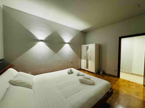 1-bedroom apartment, with outdoor area