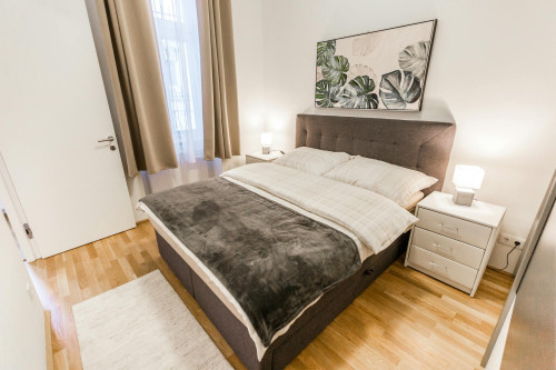 Hernalser Gürtel, Vienna  - Gallery -  5