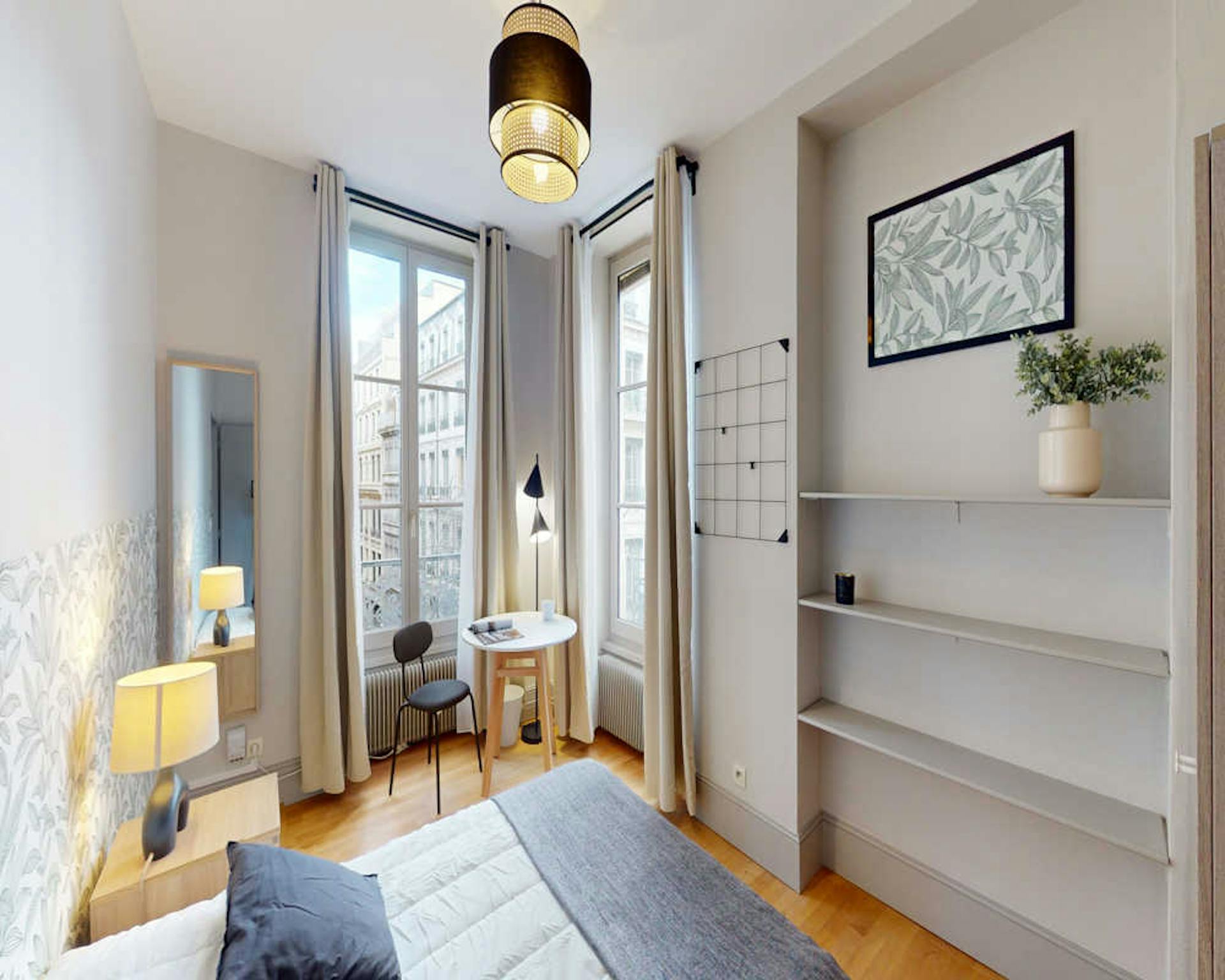  Private Room  -  Rue du Président Édouard Herriot, Lyon  - Gallery -  1