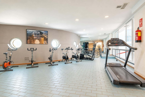 Marbella Pool House PH24 on Sea Shore - Gallery - 18