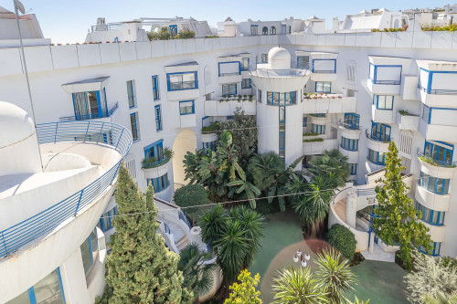 Marbella Pool House PH24 on Sea Shore