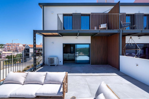 Apartment in Rua da Bela Vista, Carvoeira for 95 m² with 1 bedroom
