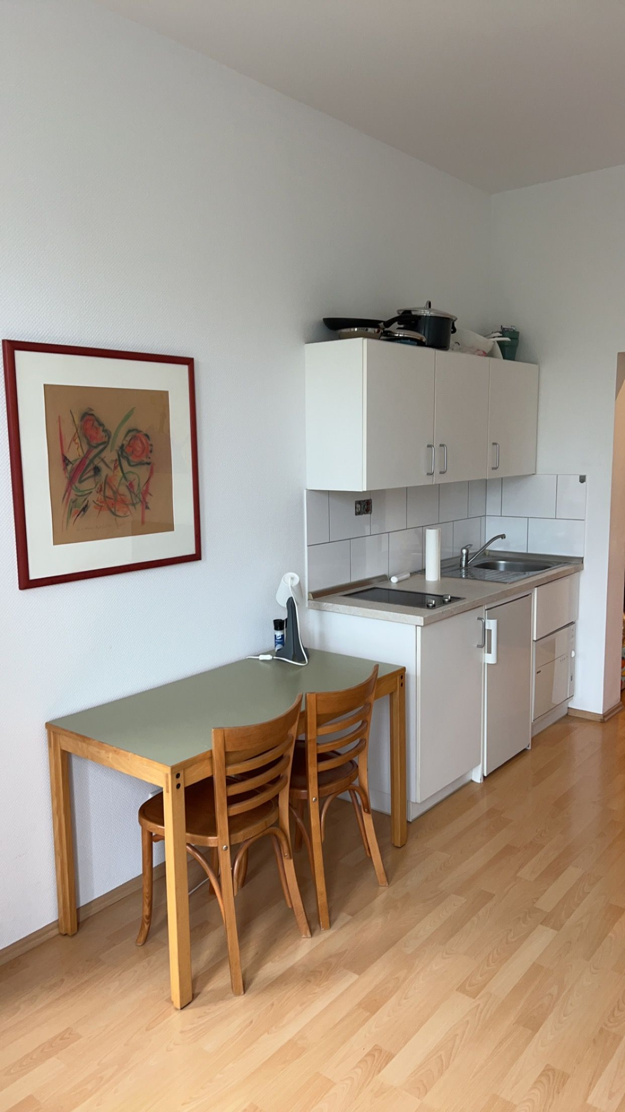 Spacious, Amazing Studio In Frankfurt Am Main - 3
