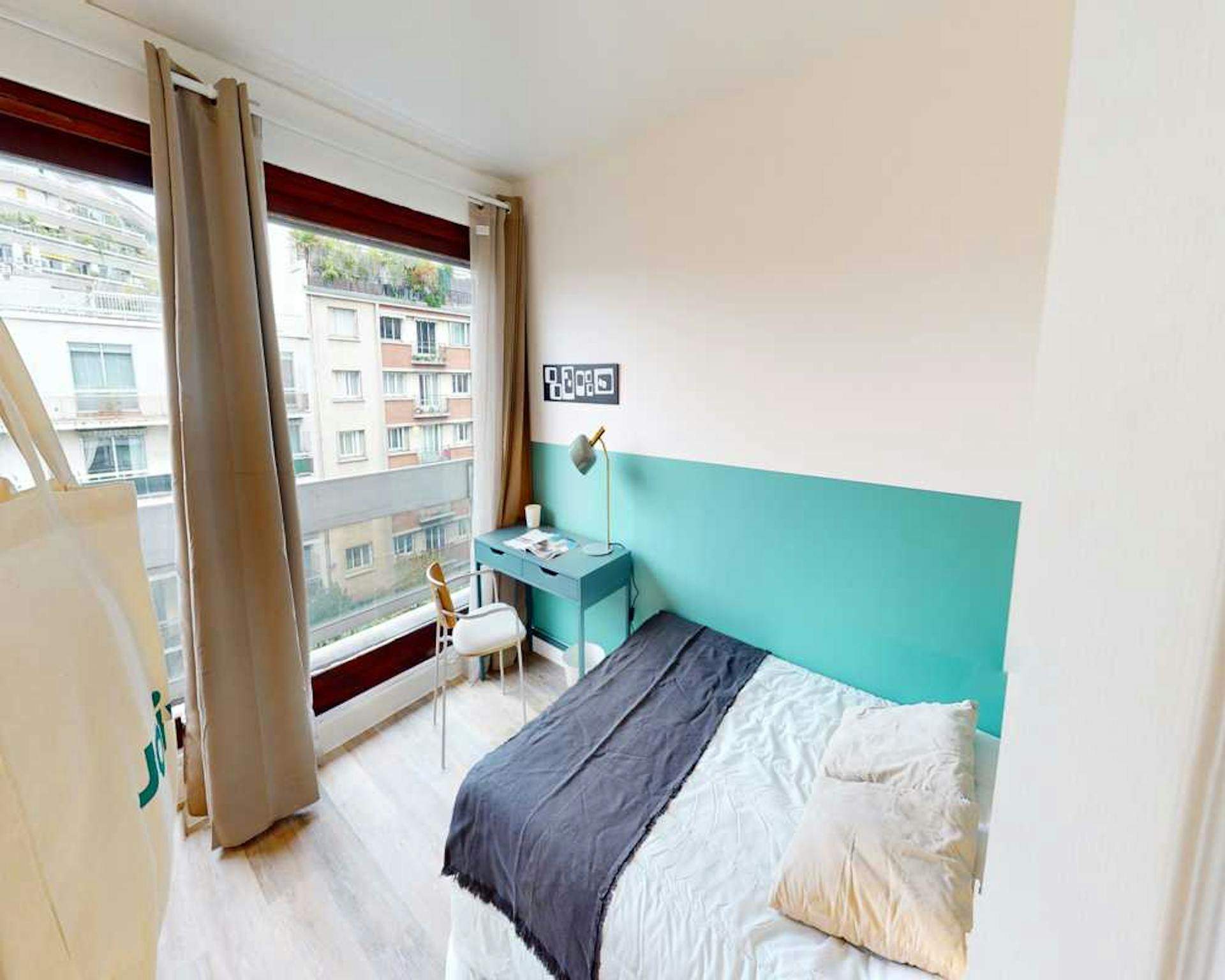  Private Room  -  Rue de Vouillé, Paris  - Gallery -  1