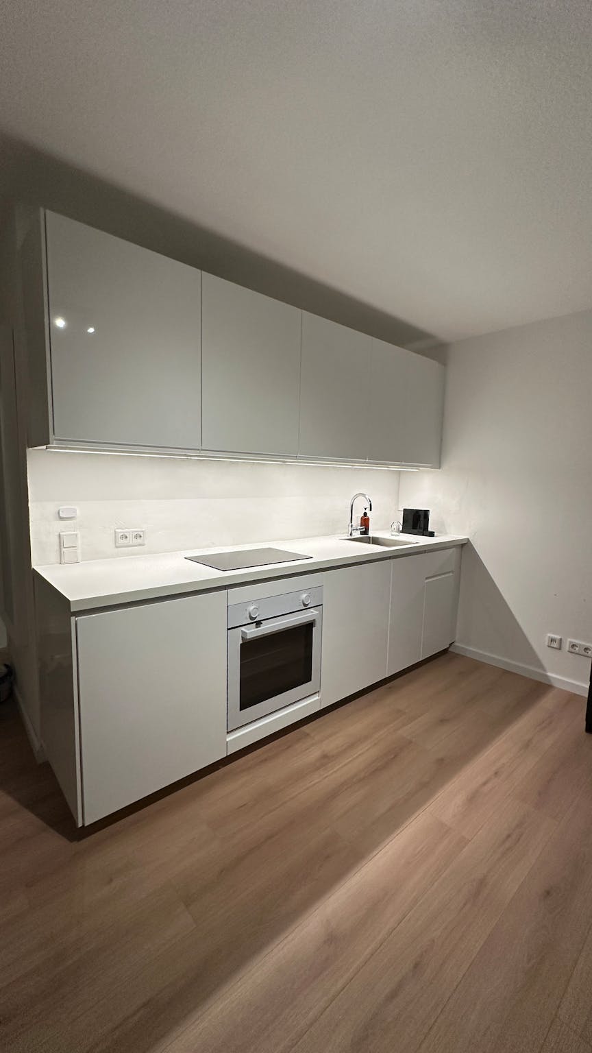  Entire Place  -  Tußmannstraße, Düsseldorf  - Gallery -  1