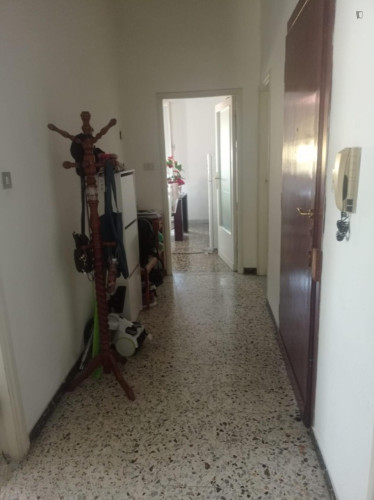 Double bedroom in 3-bedroom apartment - Gallery - 10