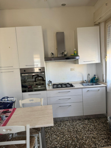 Double bedroom in 3-bedroom apartment
