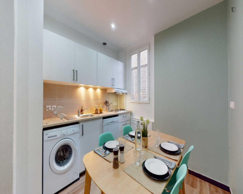Welcoming double bedroom in Ivry-sur-Seine  - Gallery -  5