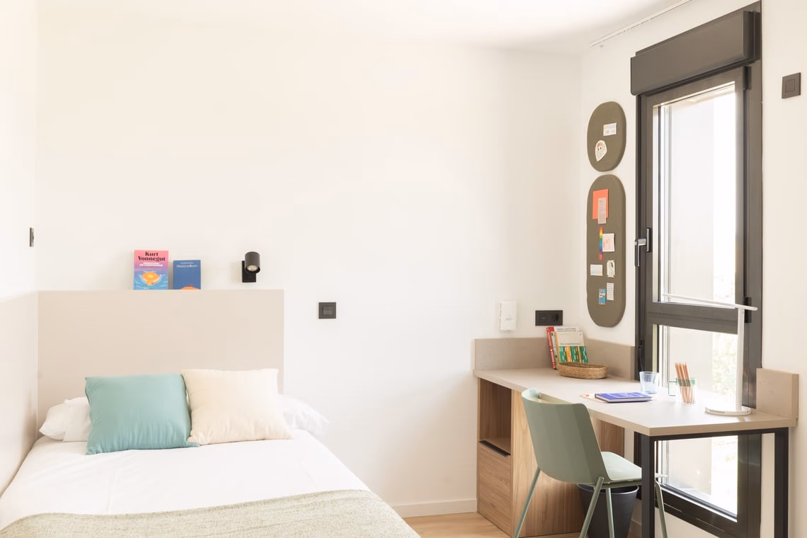 Double En-Suite - Canvas Pamplona Plazaola - Gallery - 1