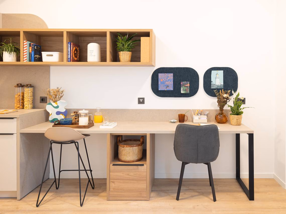 Silver En-Suite - Canvas Pamplona Plazaola - Gallery - 3