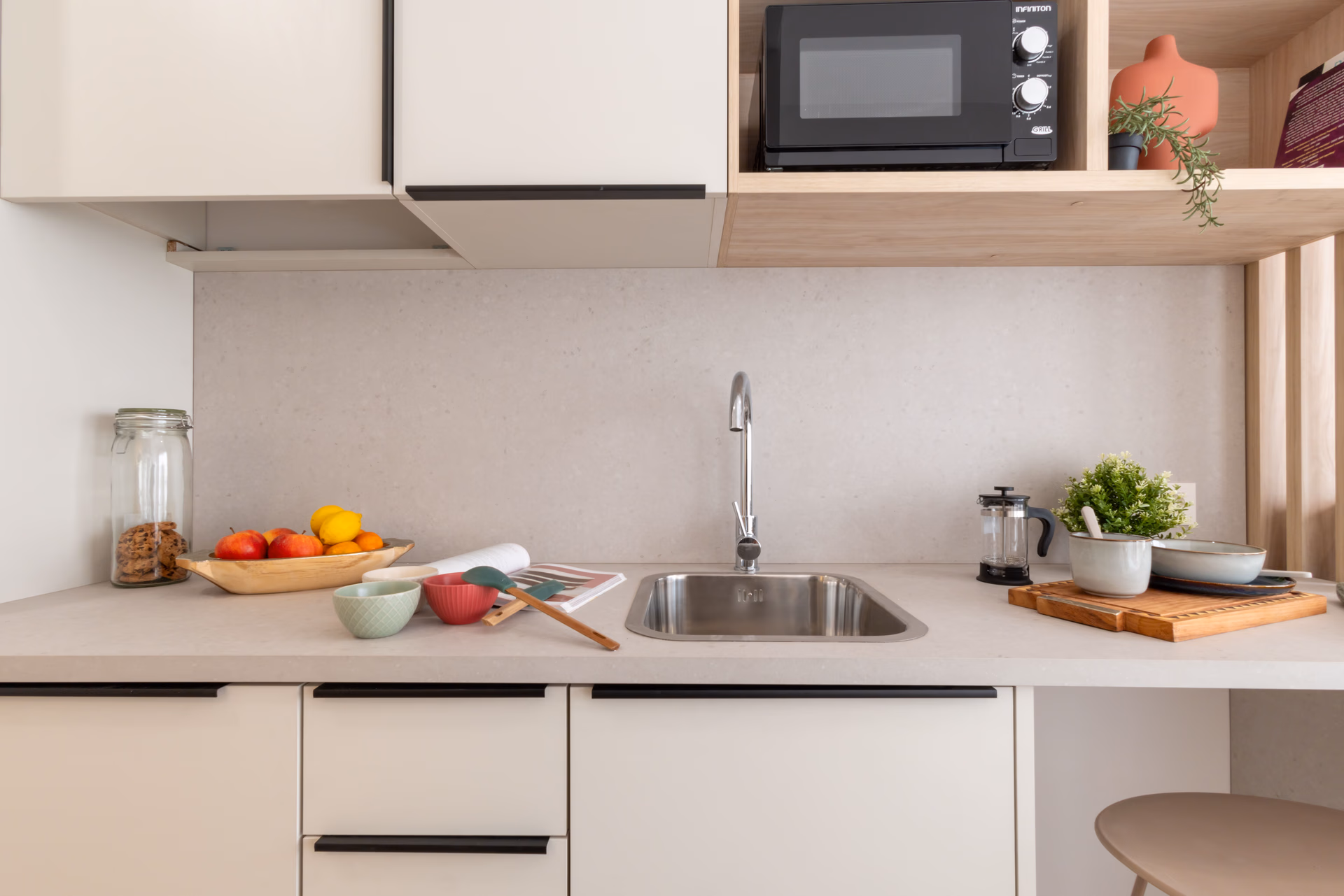  Silver Ensuite  -  Canvas Student Sevilla Lago  - Gallery -  3