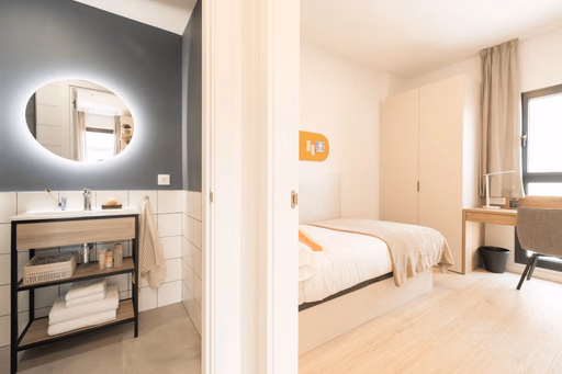  Shared 2 Bedroom Apartment Gold  -  Canvas Student Sevilla Lago  - Gallery -  4