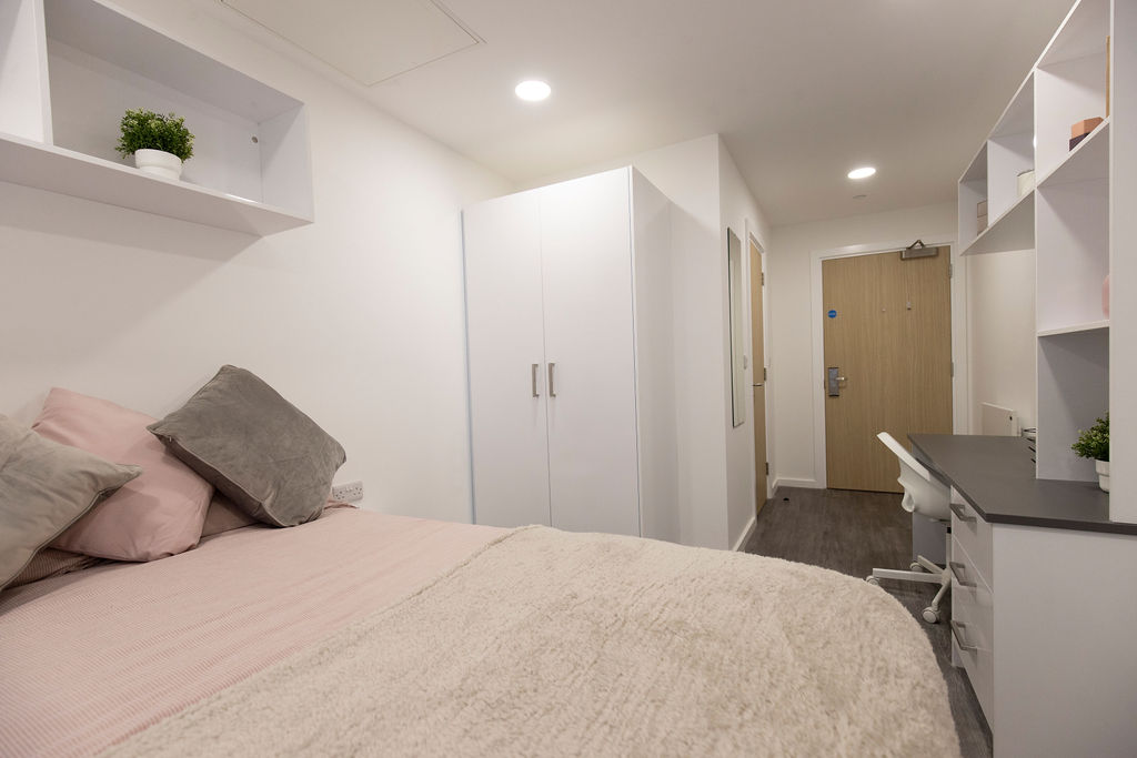 4 Bed Classic En-Suite - 4