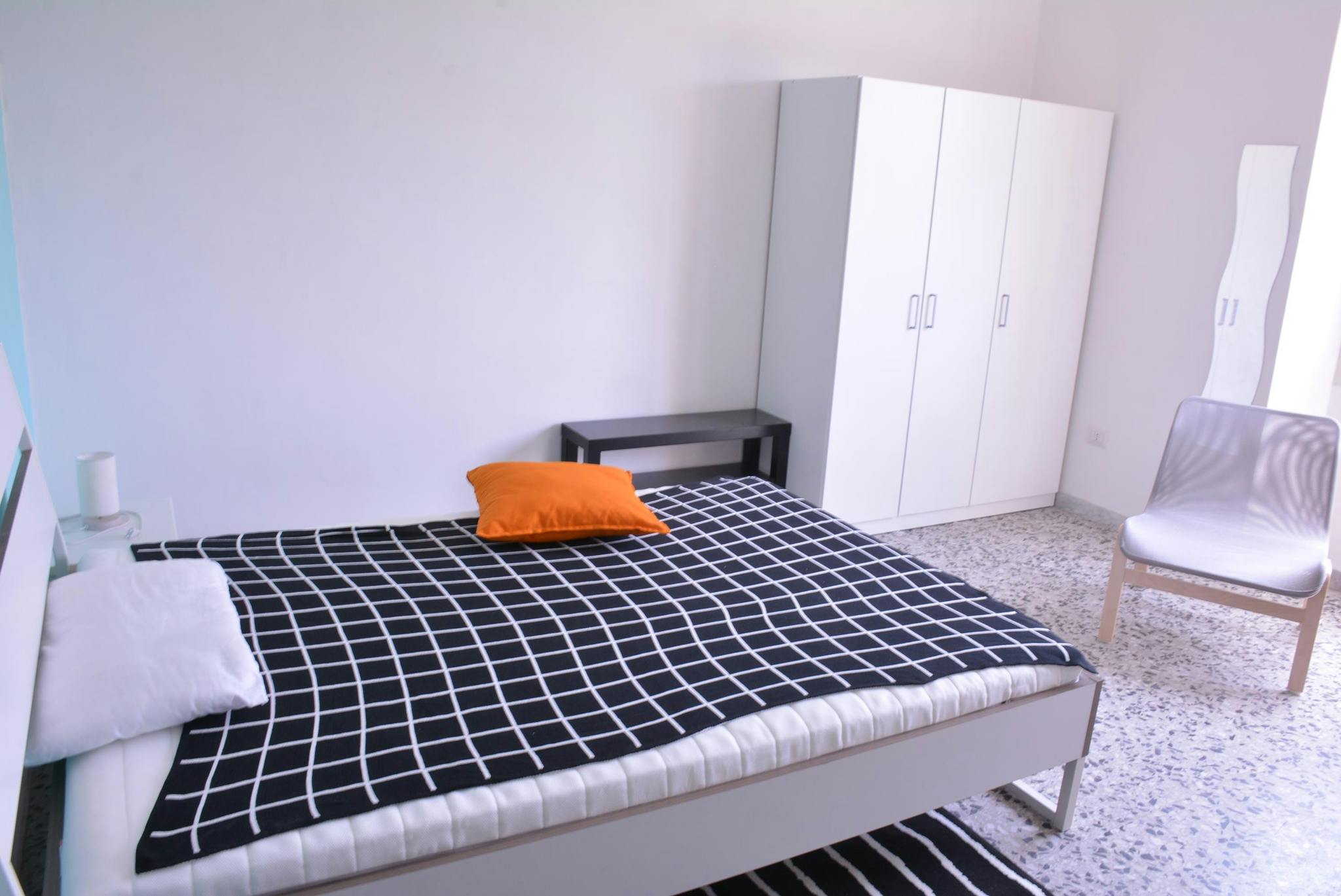 Private Room  -  Via dei Giudicati, Cagliari  - Gallery -  1