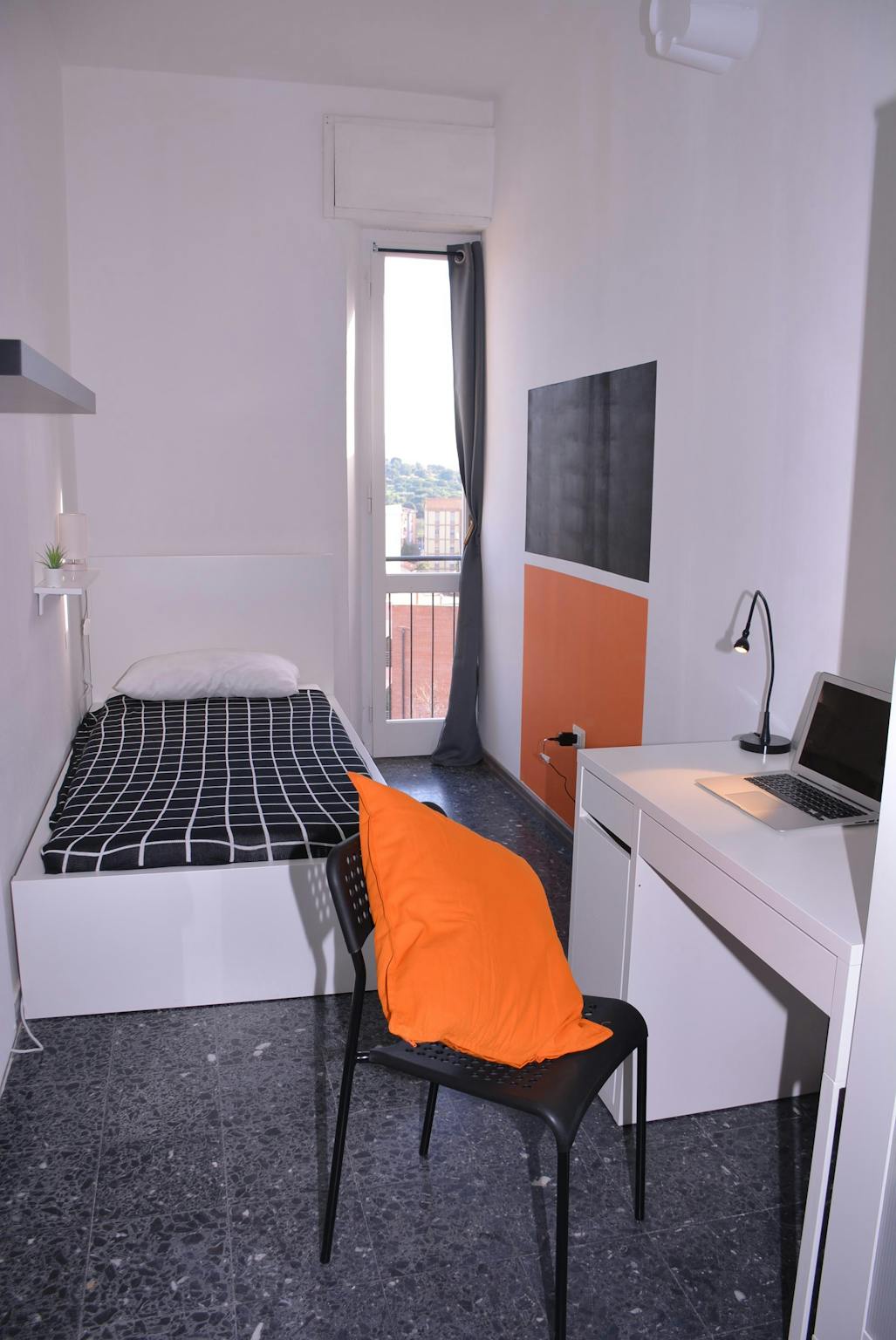 Private Room - 1