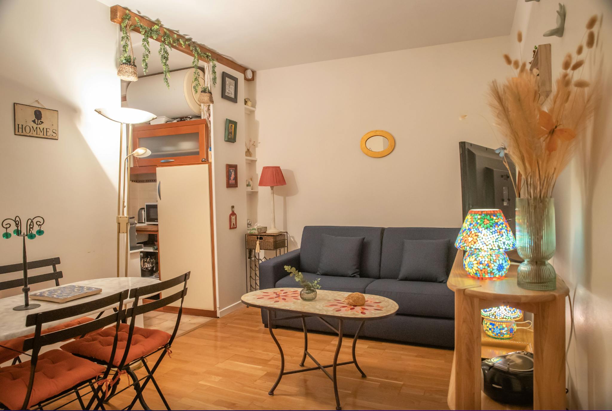  Entire Place  -  Rue Jouvenet, Paris  - Gallery -  1