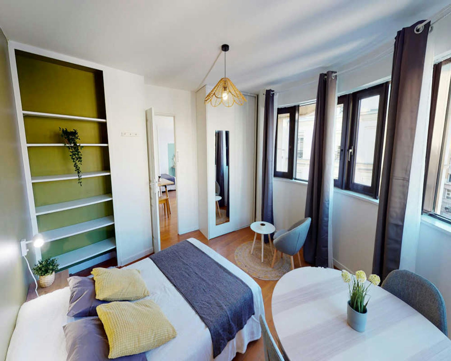  Private Room  -  Rue Juge, Paris  - Gallery -  1