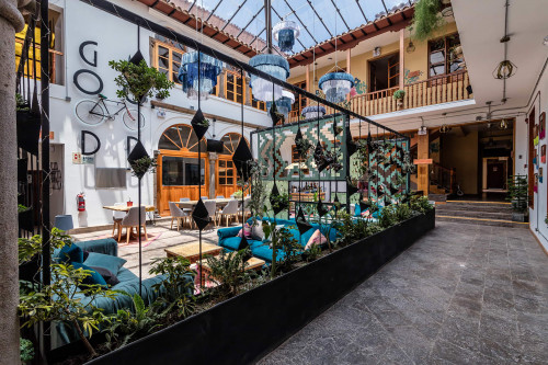 Selina Cusco, Plaza de Armas - Communal Area