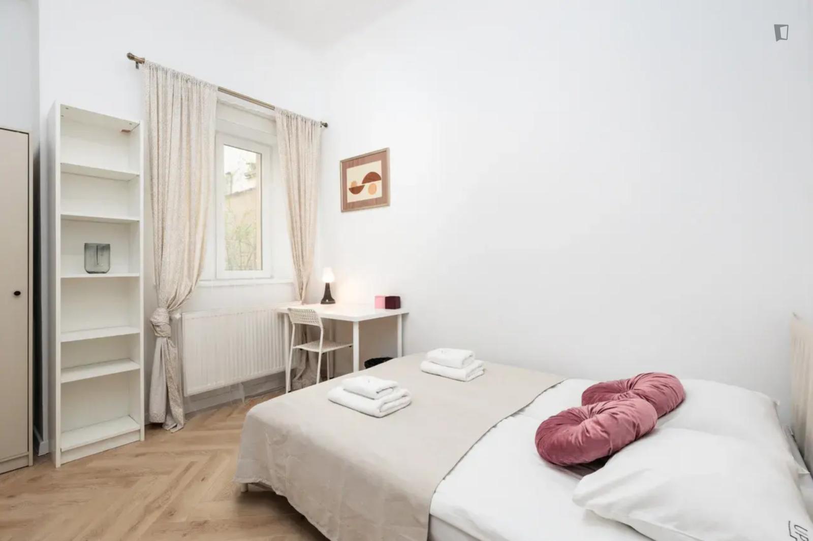 Inviting Double Bedroom In Wesoła - 1