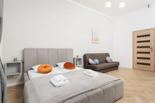 Excellent double bedroom in Wesoła