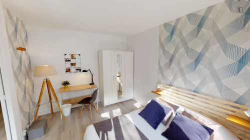 Brilliant double bedroom near Parc Montsouris