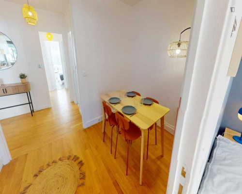 Tasteful double bedroom in Saint-Lambert - Gallery - 9