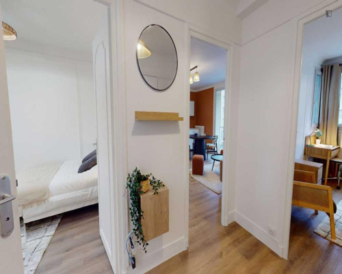 Very nice double bedroom in Porte d'Asnières