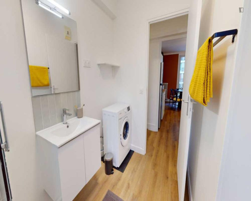 Neat double bedroom in Porte d'Asnières  - Gallery -  5
