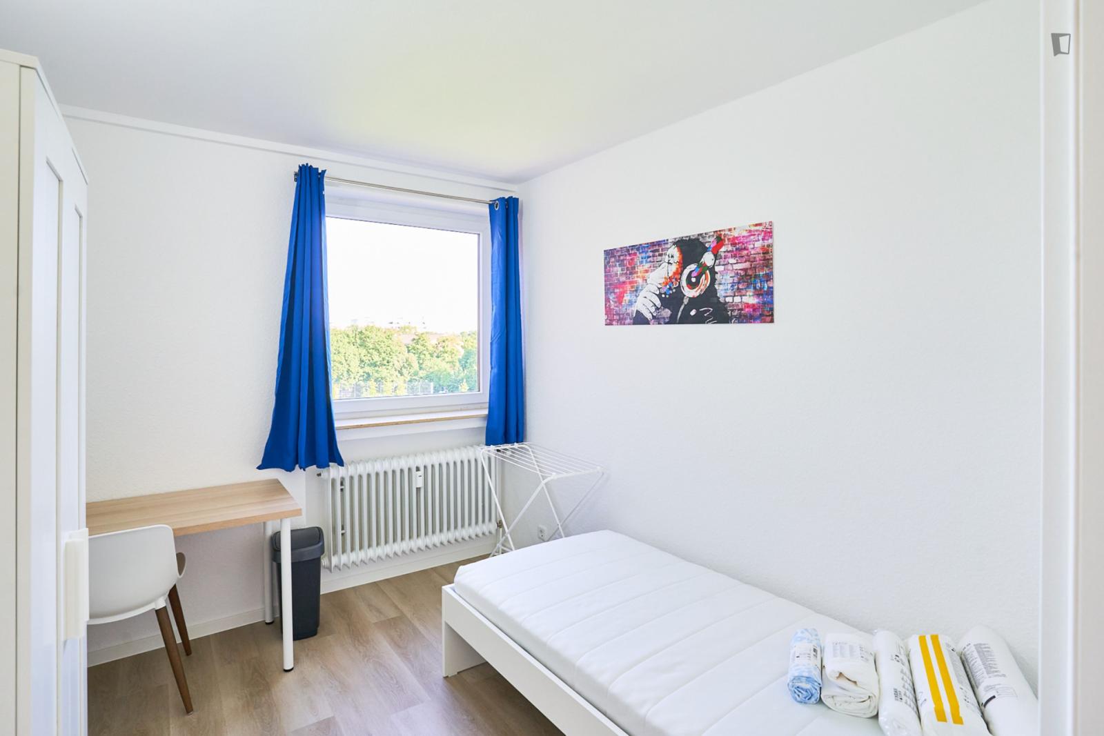 Light Single Bedroom In Wersten - Light single bedroom in Wersten - Gallery - 1
