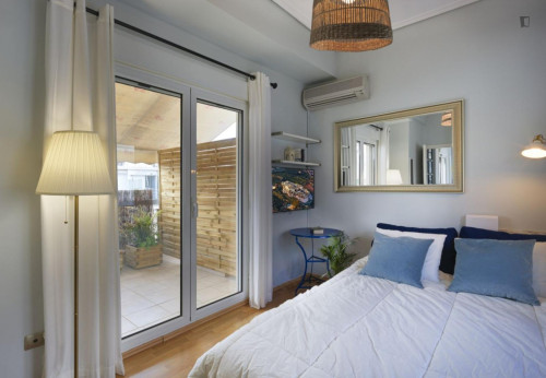 Charming studio near the Panteion University