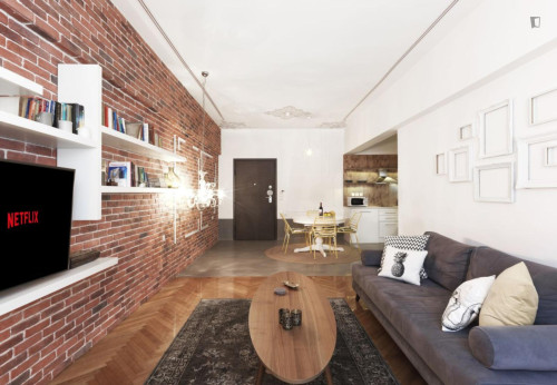 Cozy 1-bedroom flat next to the Omonia subway station