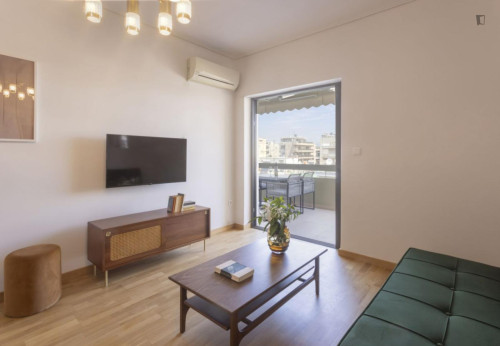 Welcoming 1-bedroom apartment in Palaio Faliro