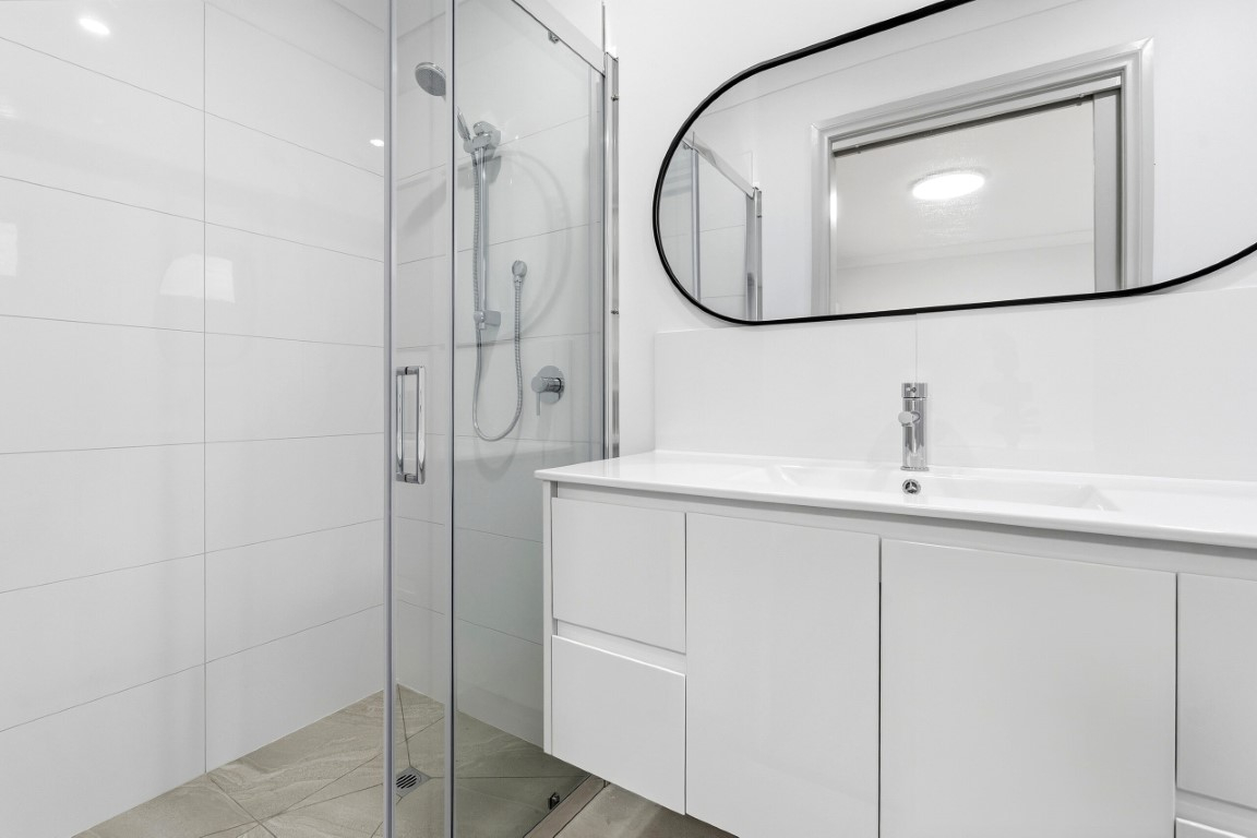 Single Room En-Suite - 9