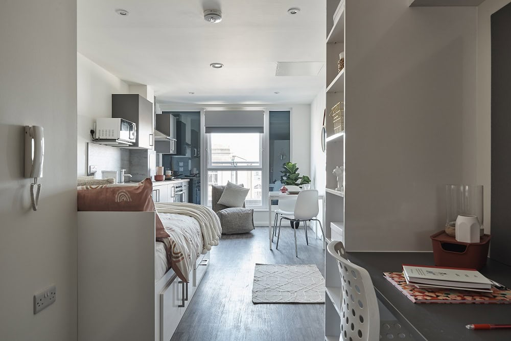  Premium Corner View Studio  -  The Bank  - Gallery -  1