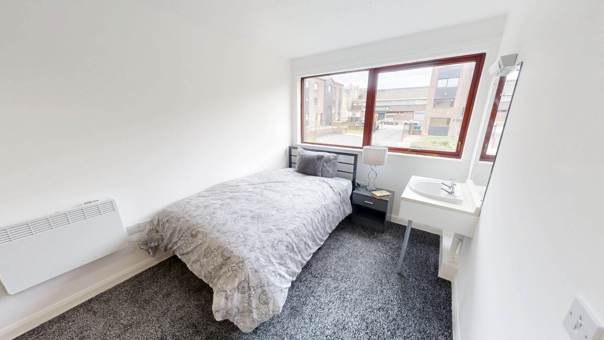 Deluxe Room - 1