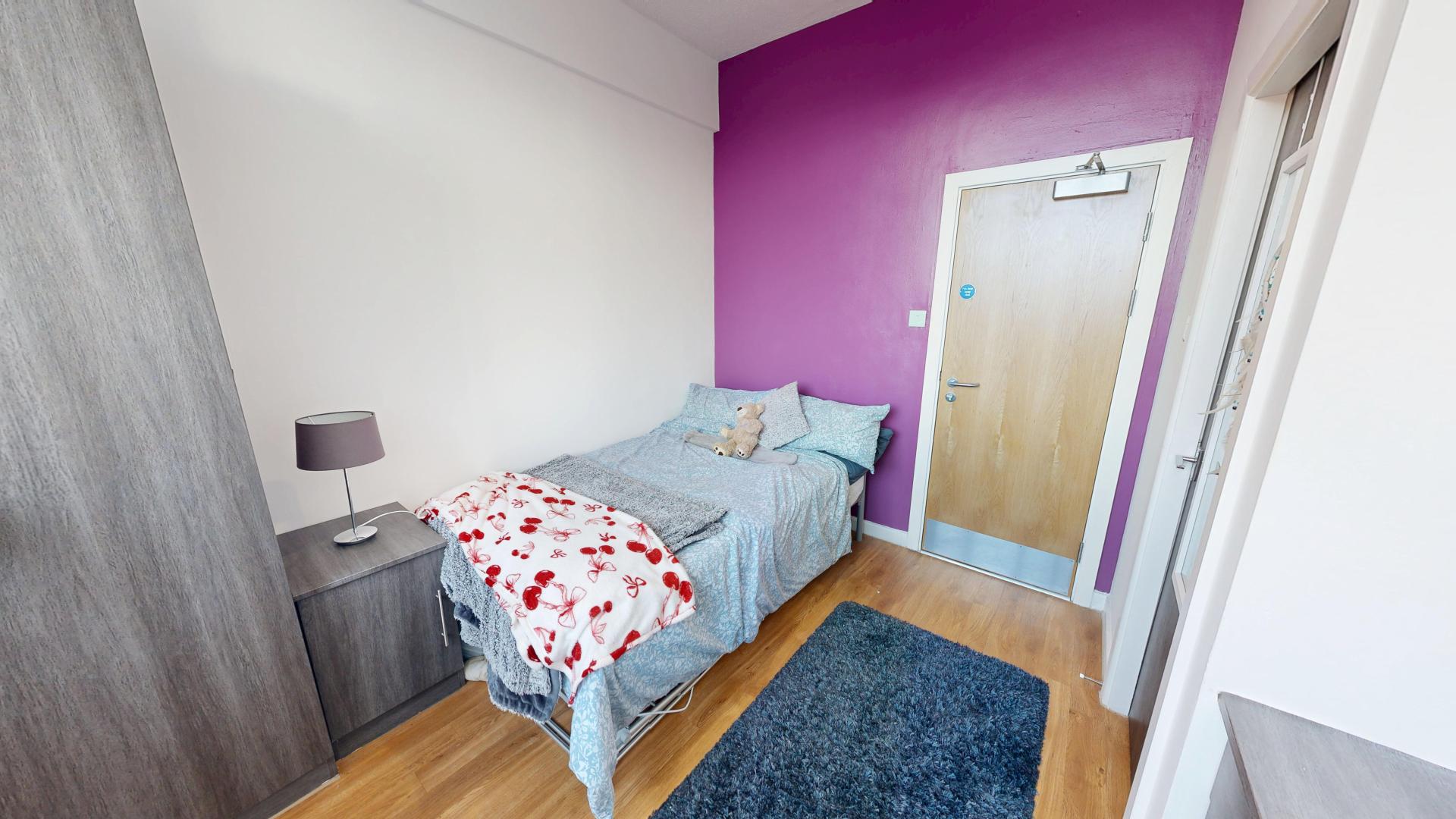  Bronze En Suite  -  Haigh Court  - Gallery -  1