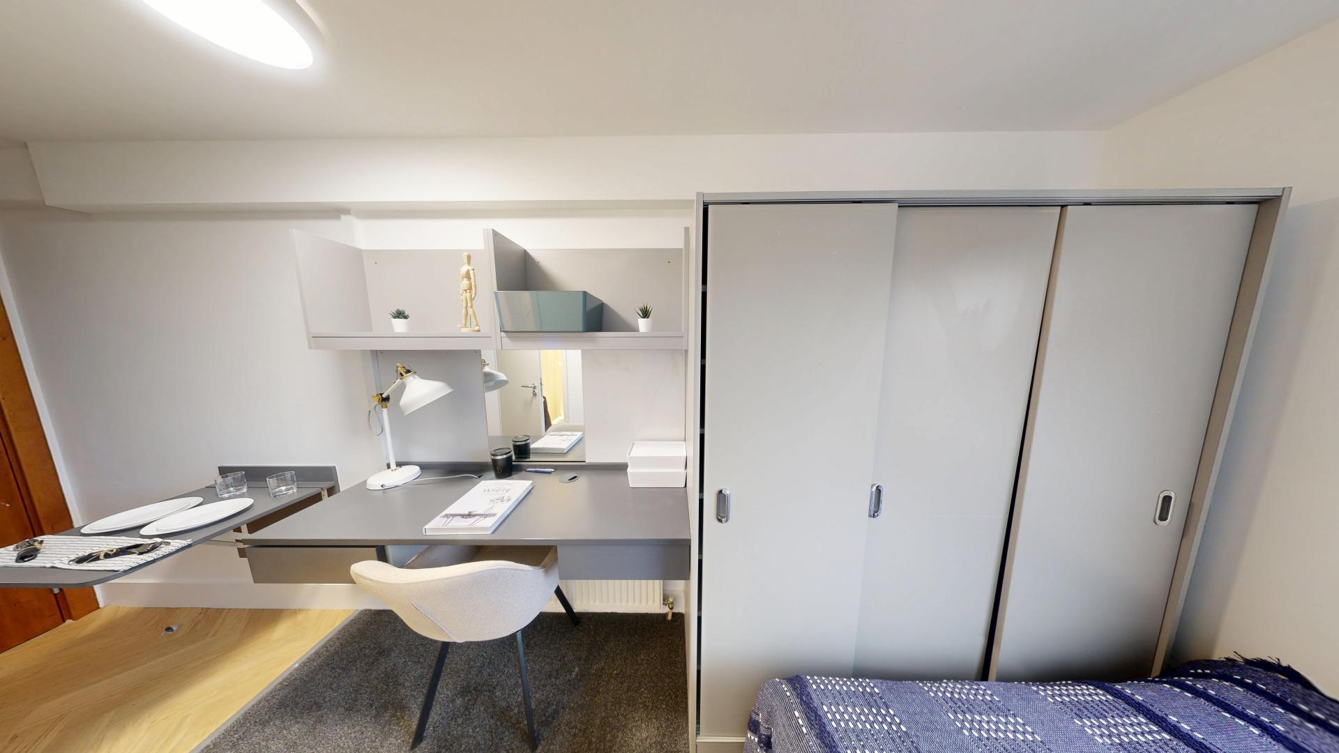 Deluxe Double Studio - Burges House - Gallery - 2