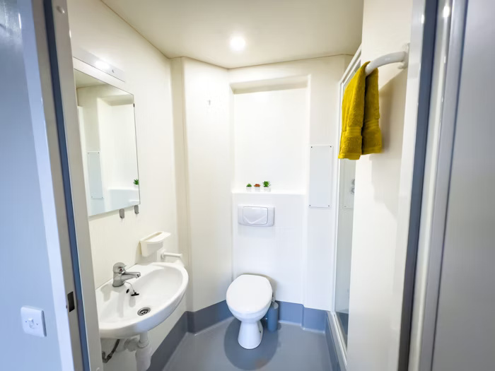  ستوديو سلفر  -  ليدي نيكلسون كورت  - Gallery -  6