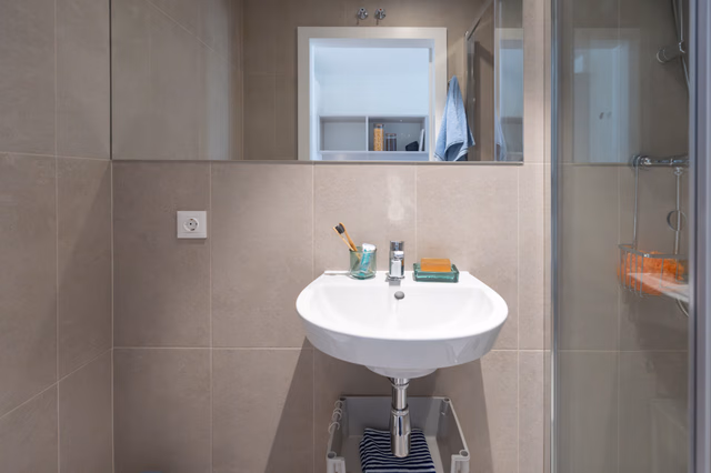 Double Ensuite - Canvas Burjassot, Valencia - Gallery - 3